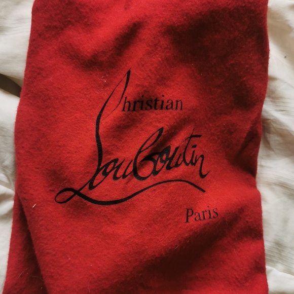 COPY - Classic Louboutin Heels Size 38.5. - Picture 9 of 9